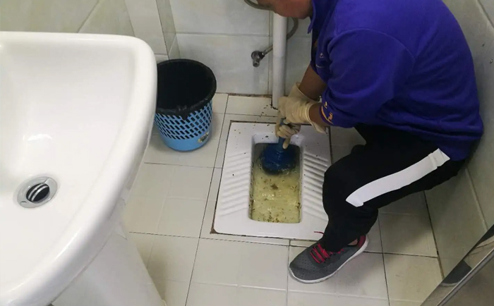 蹲便疏通-马桶疏通
